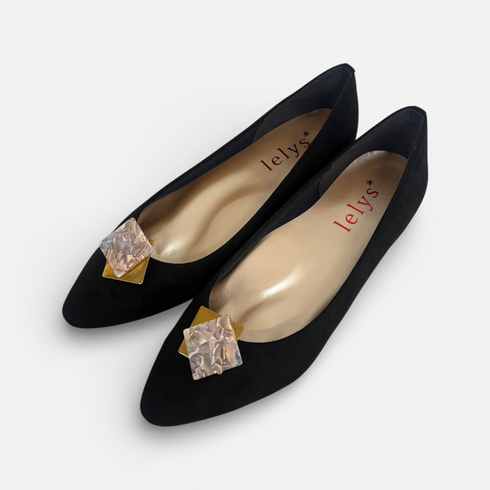 lelys flat pumps